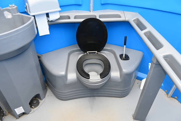 Portable Toilet Options We Offer in Pleasureville, KY