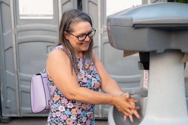 Best Portable toilet rental cost  in Pleasureville, KY